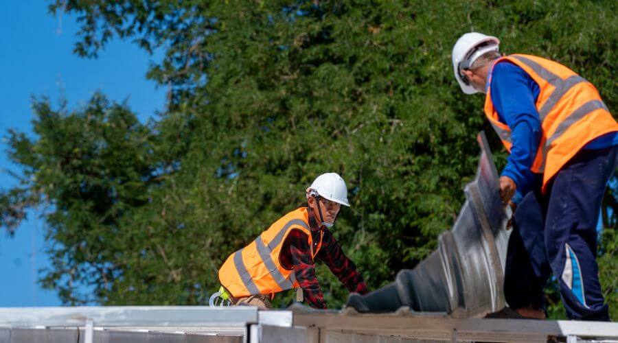 Roof repair in Maunabo, PR